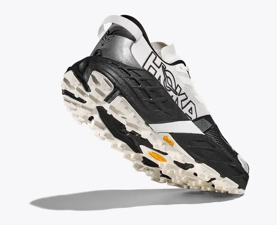 HOKA Speedgoat 7 Black White